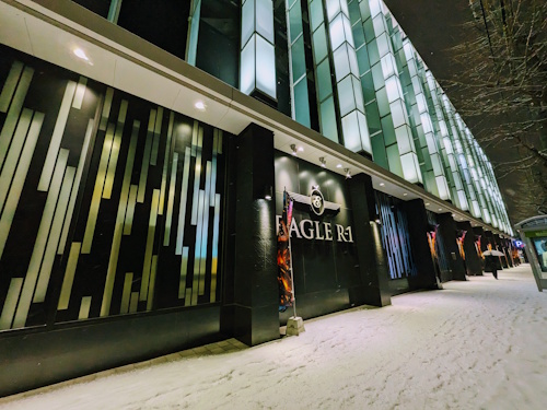 イーグルR-1南8条店
