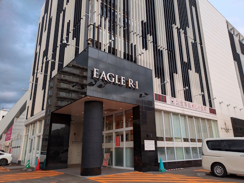 イーグルR-1南8条店