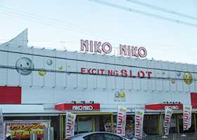 SLOT NIKONIKO 御殿山